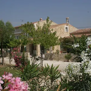 Locations Des Alpilles , Saint-Rémy-de-Provence France